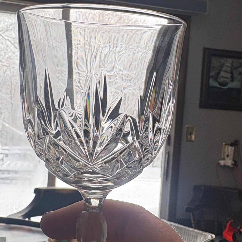 Irish cavnCrystal Wine Glasses 6 Inishfree pattern 1990 - Picture 6 of 6